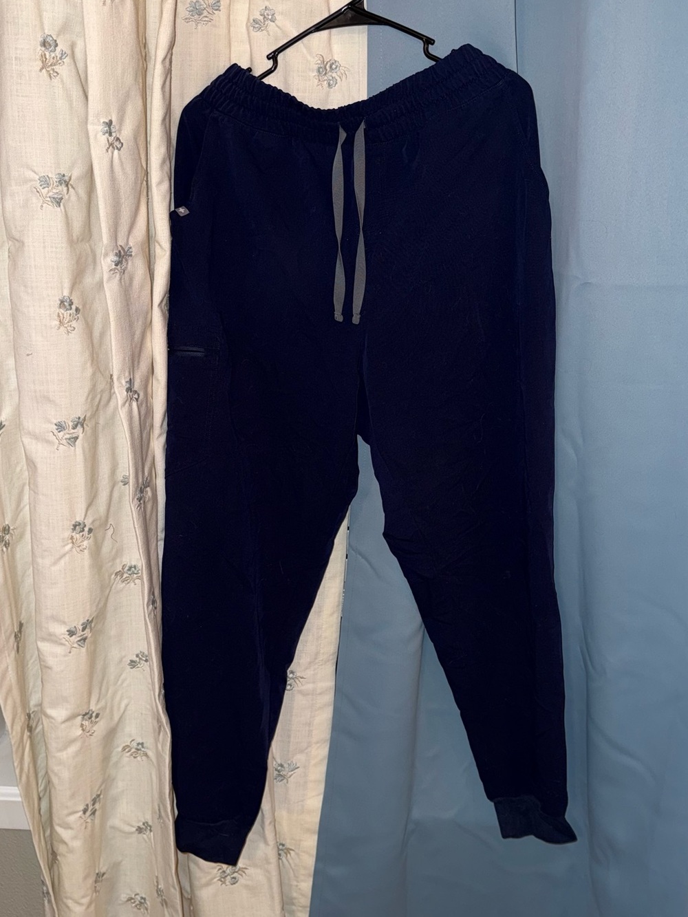 Figs Women’s Navy Drawstring Joggers